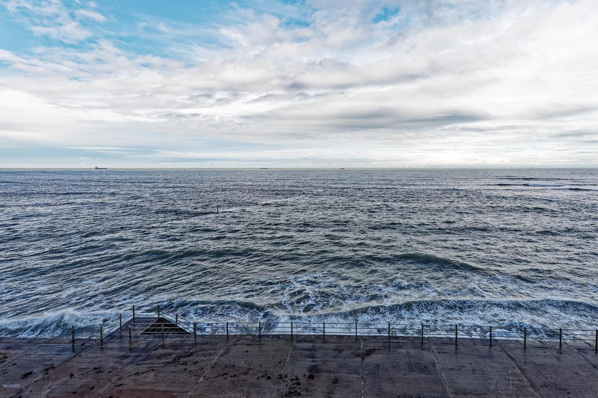Walpole Bay Sea Views Apartment Margate Exterior photo
